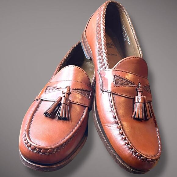Men's 11 ALLEN EDMONDS Maxfield Handsewn Dark Chili Calfskin Tassel Loafers EUC - Picture 1 of 14